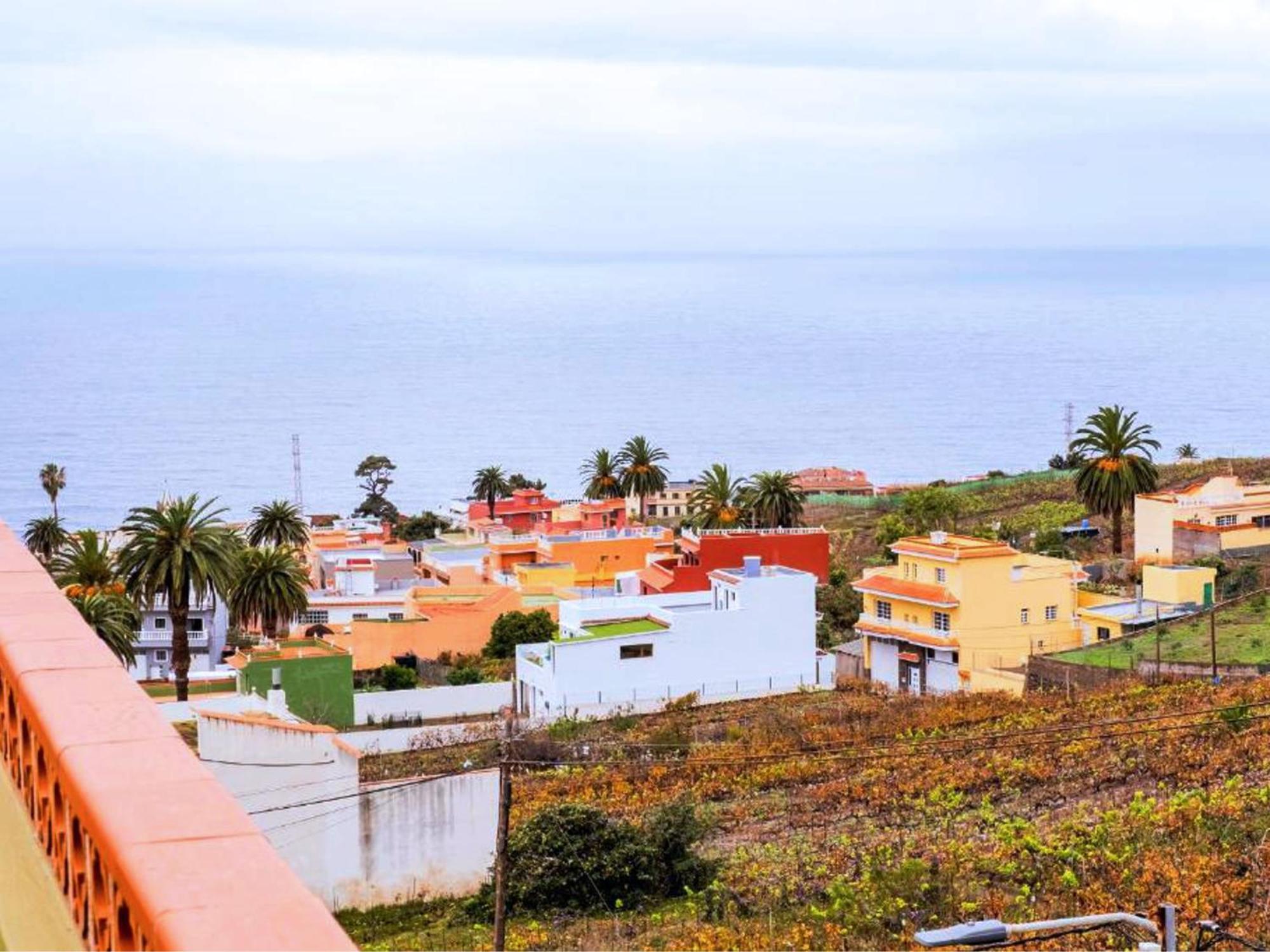 Live La Victoria Carril - Casa Acogedora Y Familiar Con Terraza Completa Villa La Victoria de Acentejo Bagian luar foto